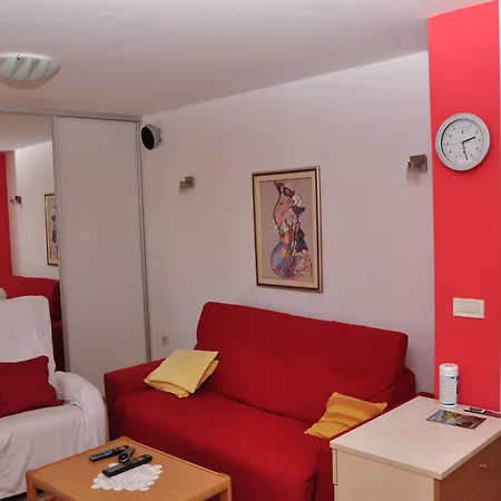 Bm St2 アパート スプリト